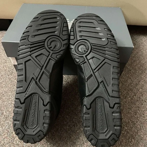 New balance 550 Triple Black - Picture 6 of 6